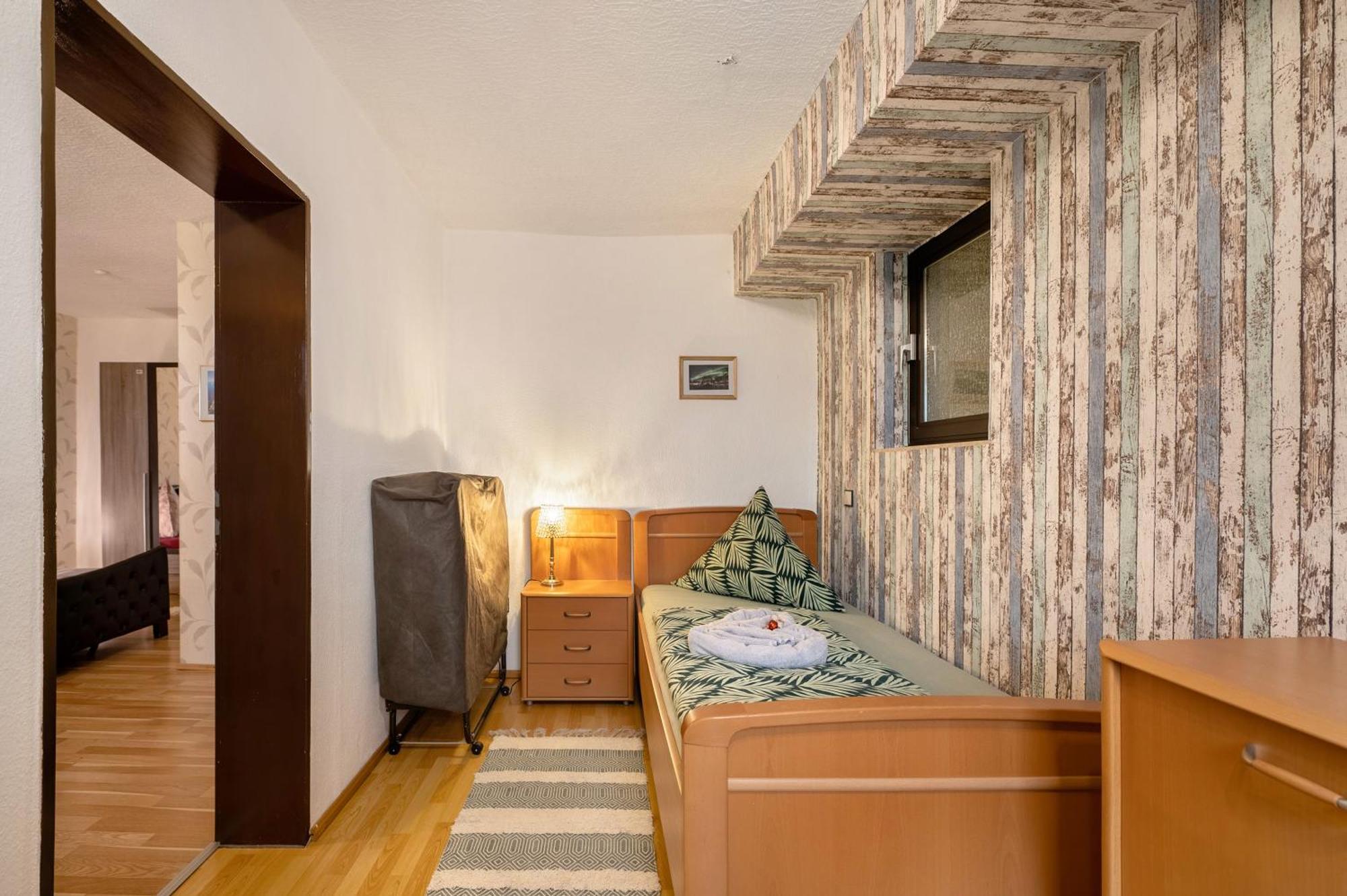 Ferienwohnung In Der Eifel Pesch Luaran gambar