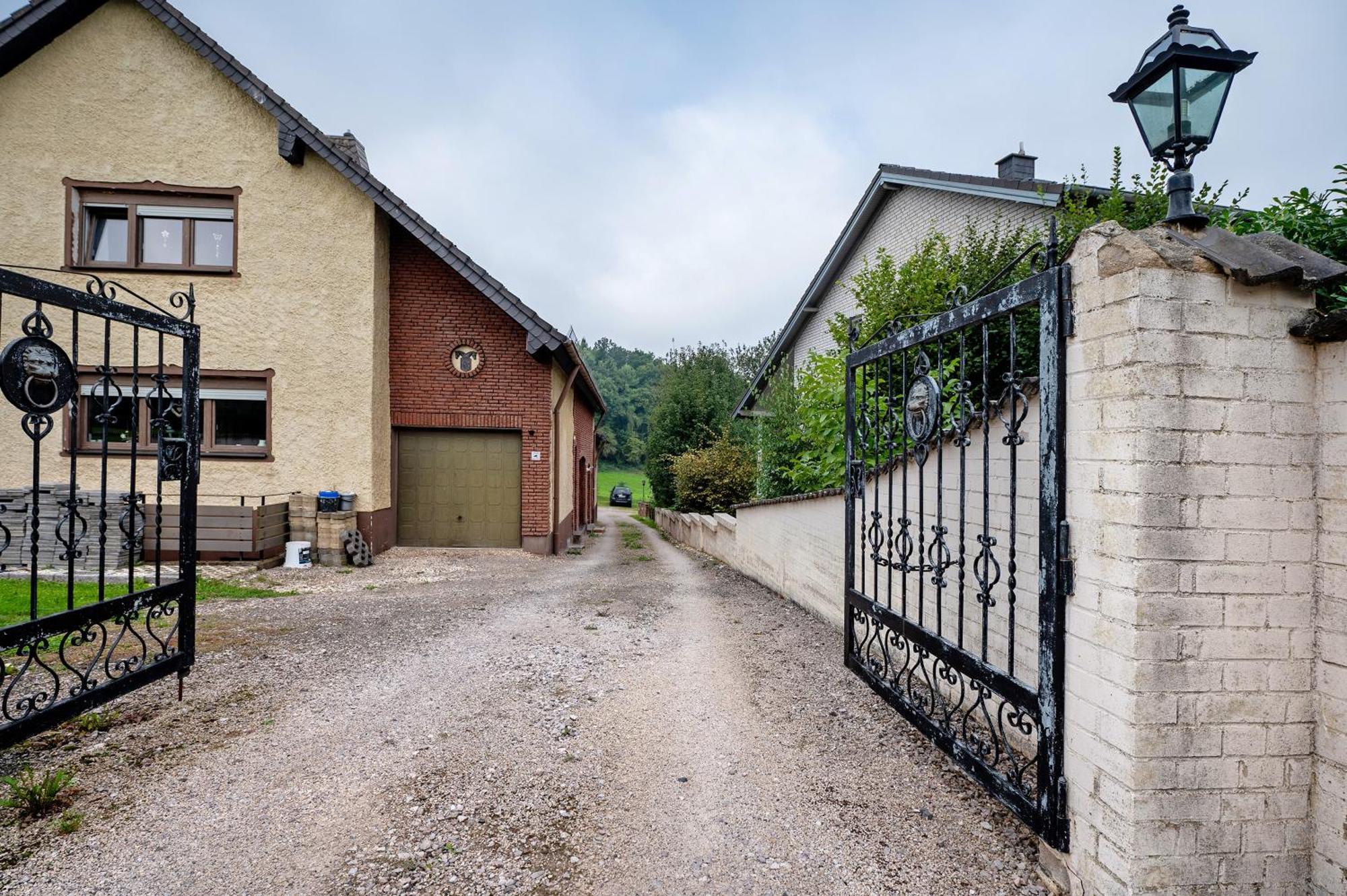 Ferienwohnung In Der Eifel Pesch Luaran gambar